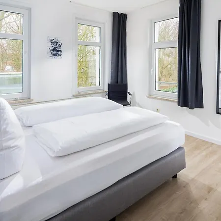 Strandloft Drei *